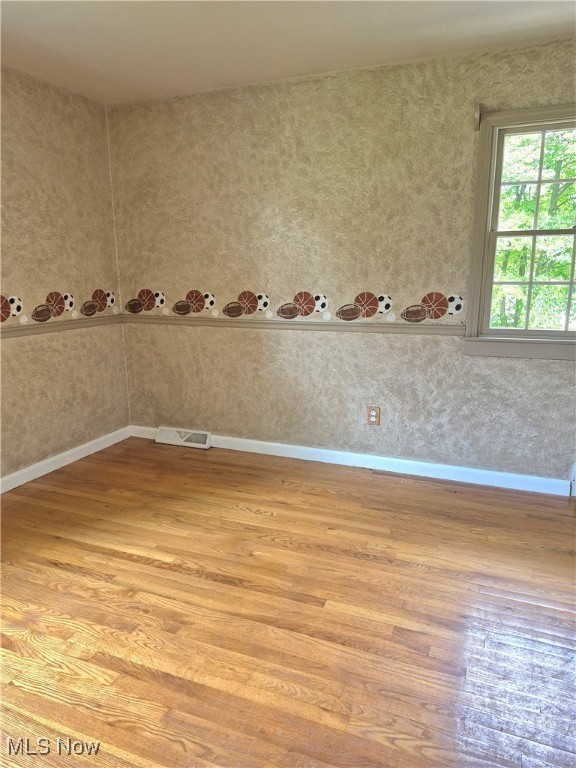 8967 Singing Hills Drive, Warren, Ohio image 29