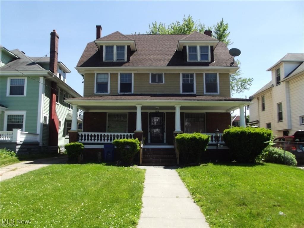 Photo of 10918 Ashbury Avenue, Cleveland, OH 44106 (MLS # 5178468)