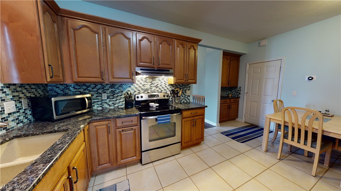 Fiddlers Crk Condo Assn Inc - Residential