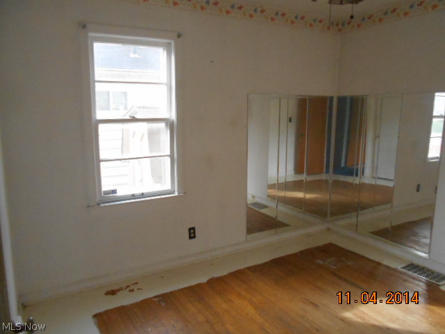 Young L A - Residential