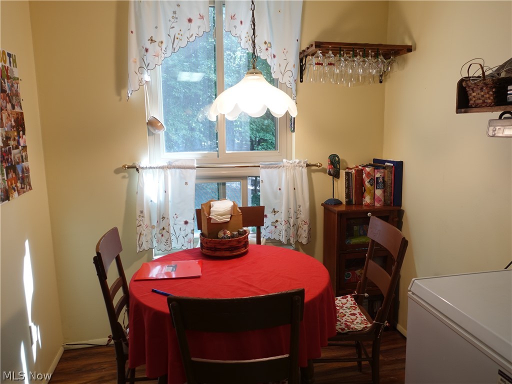 Silver Lake Towers Condo - Residential