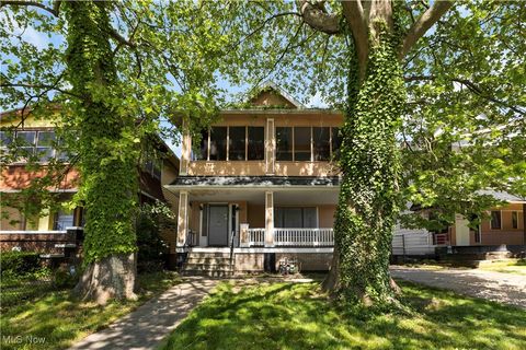 851 Paxton Road Cleveland OH 44108