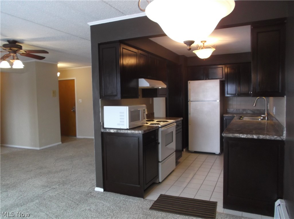 Pine Crest Condo Apts Group - Residential