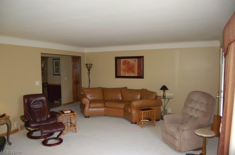 Village Blvd - Residential