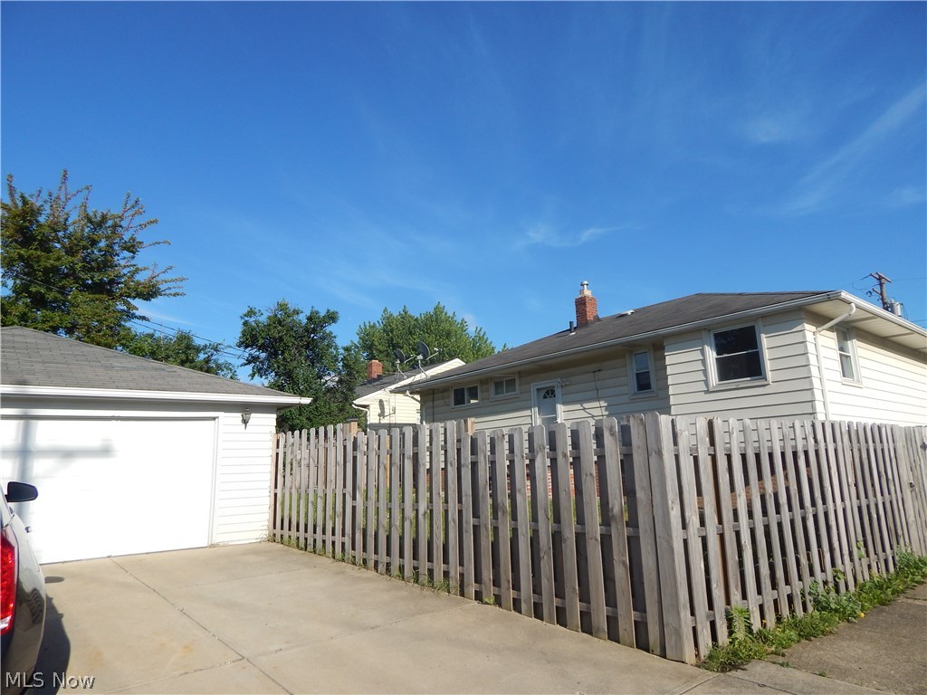 Elworthy-Helwick Cos Wellingt - Residential