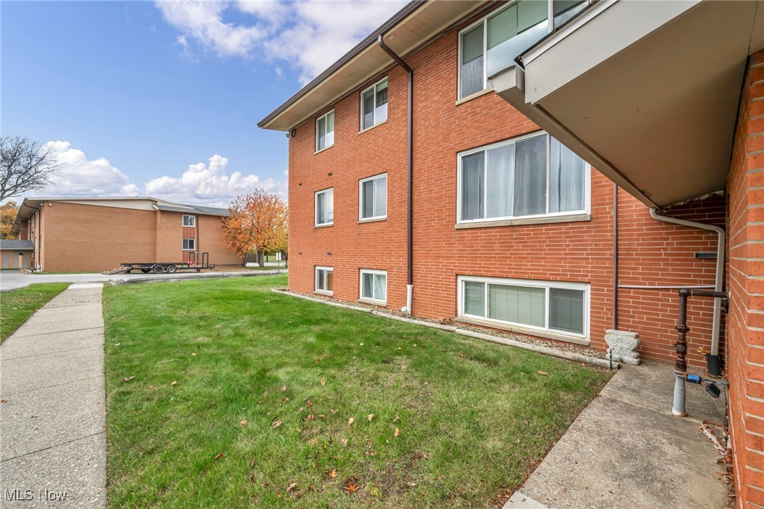 21999 River Oaks Drive F3