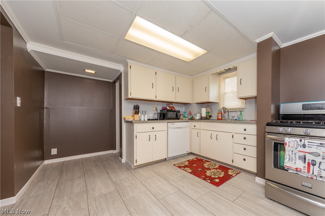 J L Press Crown Point - Residential