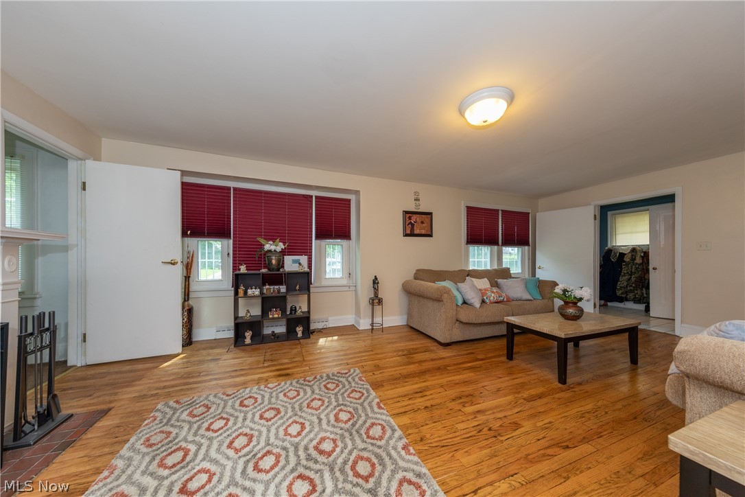 J L Press Crown Point - Residential