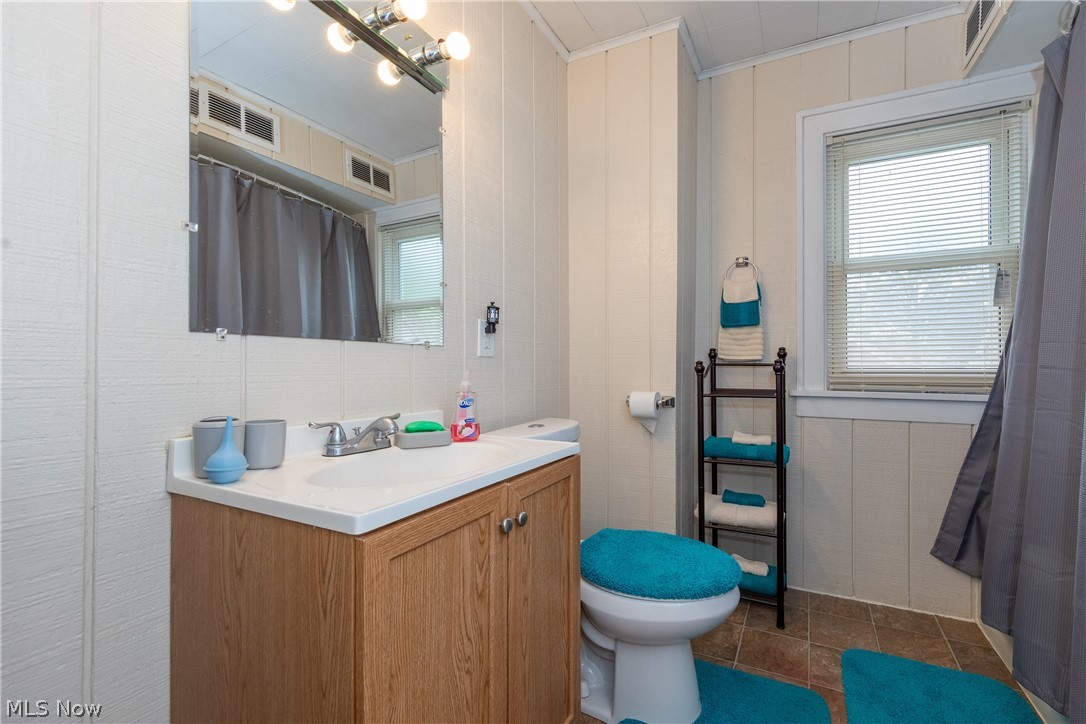 J L Press Crown Point - Residential