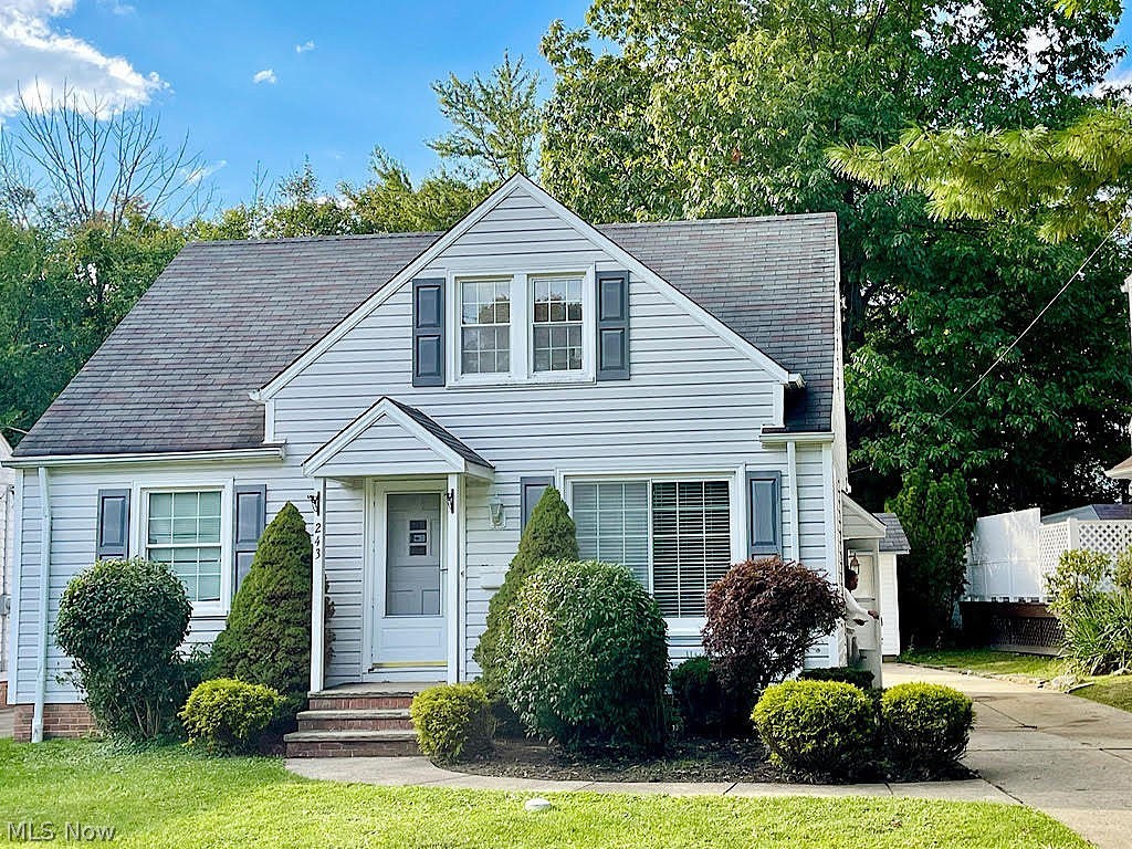 Charm is an understatement in this 3-4 bedroom, 2 full bath Bedford beauty! The former owner made numerous improvements, including vinyl siding on the house and garage, new vinyl windows, a furnace, dishwasher, hot water tank and glass block windows. The house is perfect for multi-generational living, with extended living spaces in the upstairs and in the partially-finished, paneled basement. The upstairs is a knock out, with two tandem rooms; a large bedroom, and an 11 ft. room that could easily step up as another bedroom or office. There are lots of storage cubbies upstairs and a full bathroom,
too! It’s been great for the owners and their family. The sizeable living room will hold two couches, providing extra seating for family and friends when they visit. The eat-in kitchen features all-white cabinets, all of the major appliances and laminate flooring, for easy cleaning. The owners have installed new flooring in the upstairs, new faucets in the wet areas, lots of new paint, re-ca