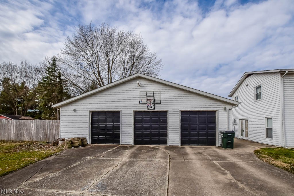 Dotwood Acres - Residential