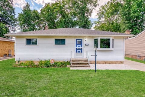 23575 Carriage Lane North Olmsted OH 44070