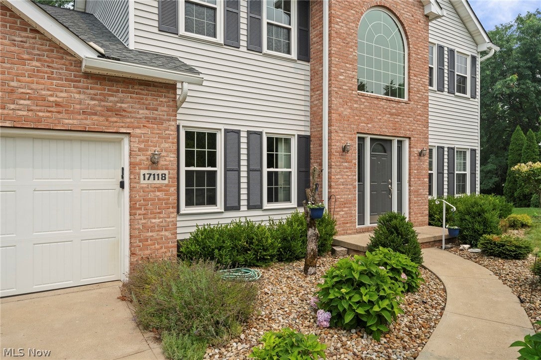 17118 Woodlawn Court