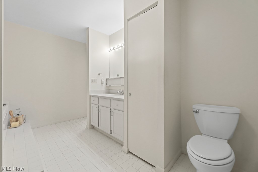 Village Brookwood Condo - Residential