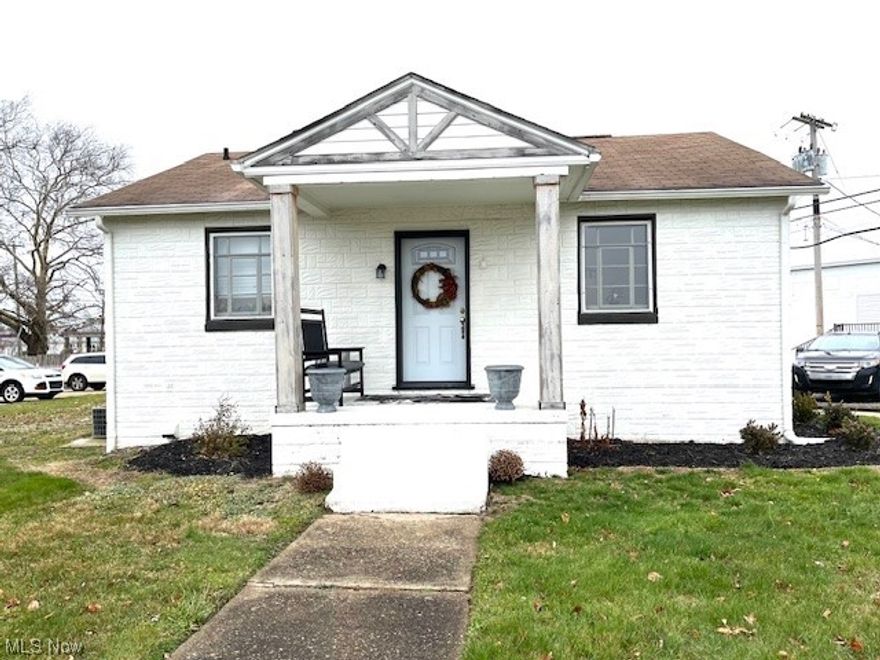 High-visibility commercial space for lease.  Located in a high traffic area and  in close proximity to local banks, businesses, hospital and fast food chains.   This property features 1560 sq ft of remodeled and updated space.  This commercial space is equipped for a turn-key ready salon business including , reception area, wash bowl areas, booths on upper level, private nail area, serene spa/ massage area.   Kitchen area with washer and dryer.  2 bathrooms.  Private on-site parking area.  Tenant is responsible for electric and gas.   Call today for a private showing.