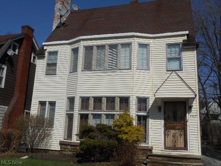 Large 2 family home in Shaker Hts. Fireplace in living rooms. Dining rooms. Hardwood floors. Finished 3rd floor. Full basement. Vinyl siding. Newer roof. 2 car detached garage. This property is to be placed in an upcoming auction. Buyer to assume ANY/ALL POS violations.
This property has been identified for inclusion in an upcoming auction to begin around 5/31/14 and will end 6/4/14.