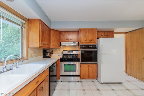 Tiny photo for 22015 Cottonwood Drive, Rocky River, OH 44116 (MLS # 5245352)