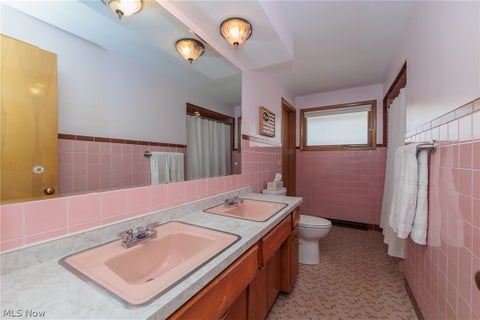 Tiny photo for 22015 Cottonwood Drive, Rocky River, OH 44116 (MLS # 5245352)
