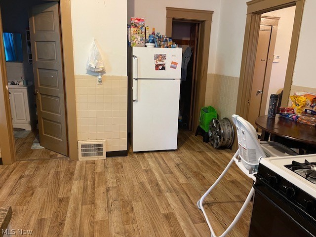 Wj Crawford & James Parmelee - Residential Income