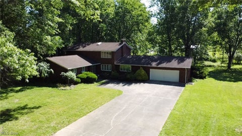 Tiny photo for 7421 W Parkside Drive, Youngstown, OH 44512 (MLS # 5221209)
