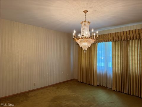 Tiny photo for 7421 W Parkside Drive, Youngstown, OH 44512 (MLS # 5221209)