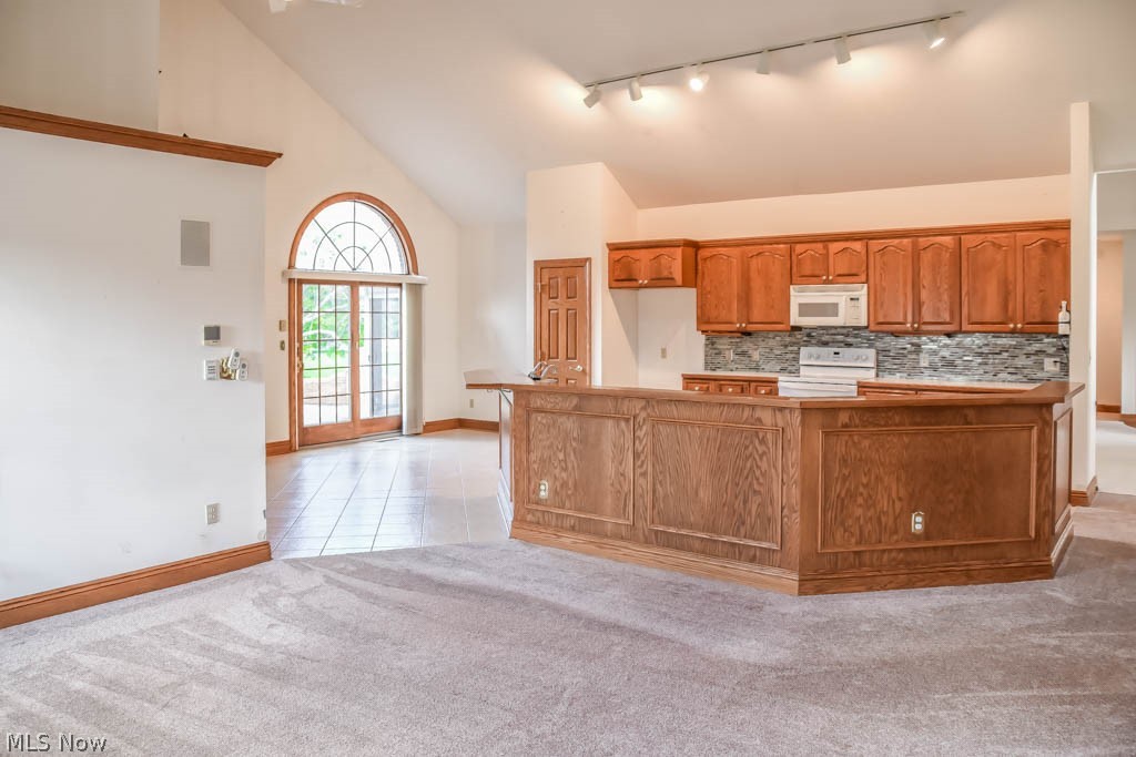 Longmeadow Estates - Residential