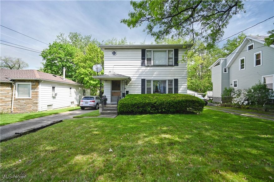 You will love this great multi family offering, a duplex with both up and down units occupied! One tenant quite a long term tenancy, the other has been renting and has been here for 18 months. Each tenant pays their own gas and electric while the landlord pays water/sewer/trash. They are each on month to month leases as well. Many mechanical updates over the past few years including one unit having a brand new furnace and water tank at the end of 2023, the second furnace and water tank were updated in 2008. One electrical panel was recently updated a few years ago as well as new roof 10 years ago. The seller removed carpeting and exposed the hardwood flooring in the upstairs unit, and gave it a fresh coat of paint before that tenant moved in. Full basement, and tenants each own their washer and dryer you will see when visiting. Large space for storage as well. Double car garage has space for each tenant to use one side and there is an additional space for a second car for each tenant in the additional parking pad at the back of the duplex. Call today for a private showing- preapproval or proof of funds and a days notice is required to schedule an appt for these units to be courteous to the great tenants that reside here!