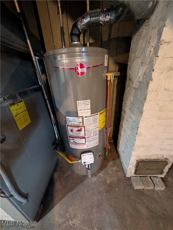 Mh Co - Residential Lease