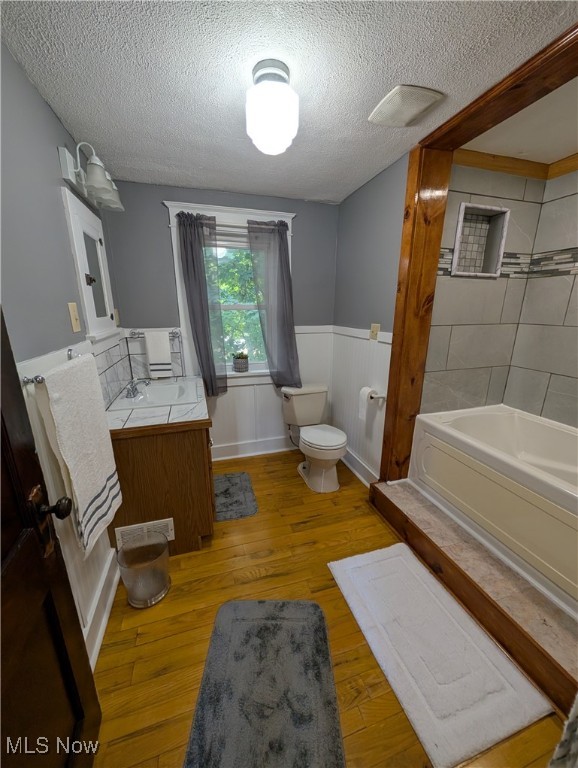 Mh Co - Residential Lease