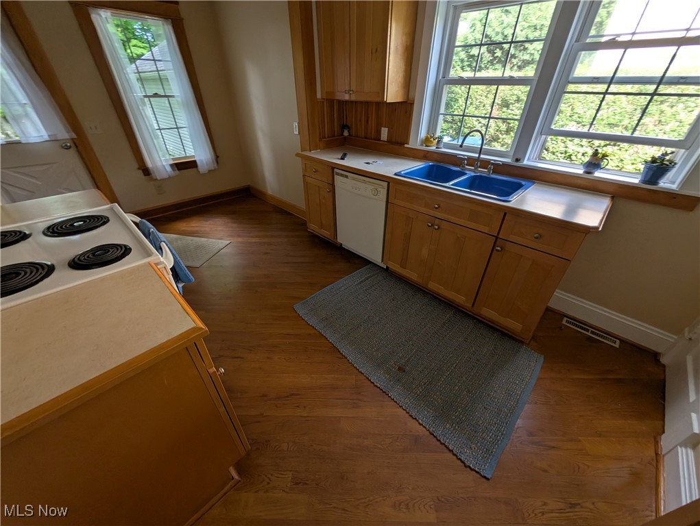 Mh Co - Residential Lease