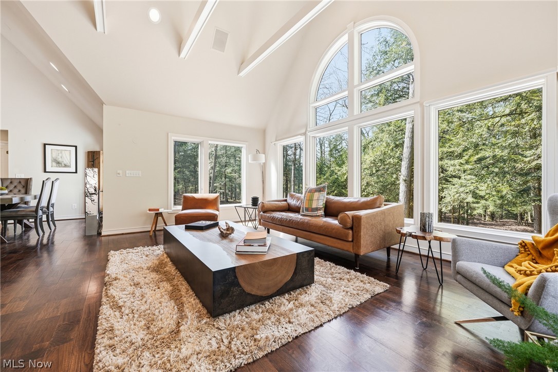 Hamilton Woods - Residential