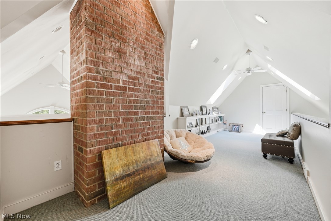 Hamilton Woods - Residential