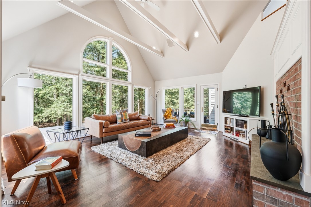 Hamilton Woods - Residential