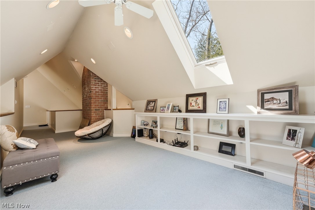 Hamilton Woods - Residential