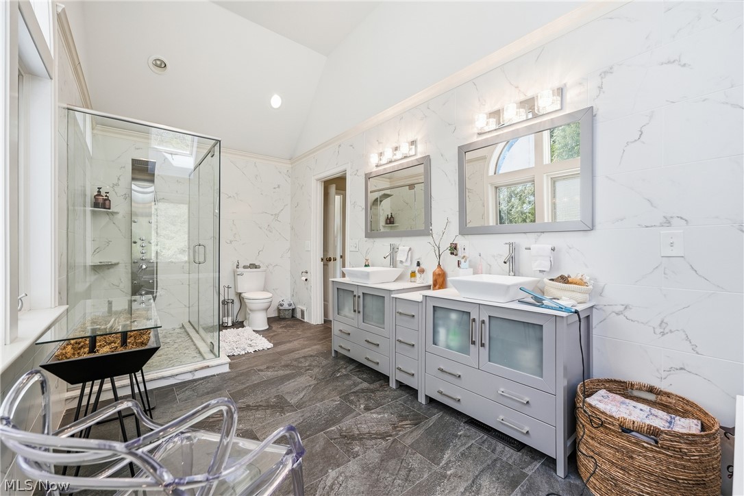 Hamilton Woods - Residential