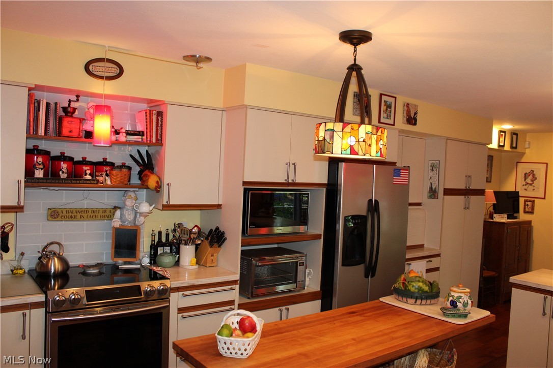 Warner Condo - Residential