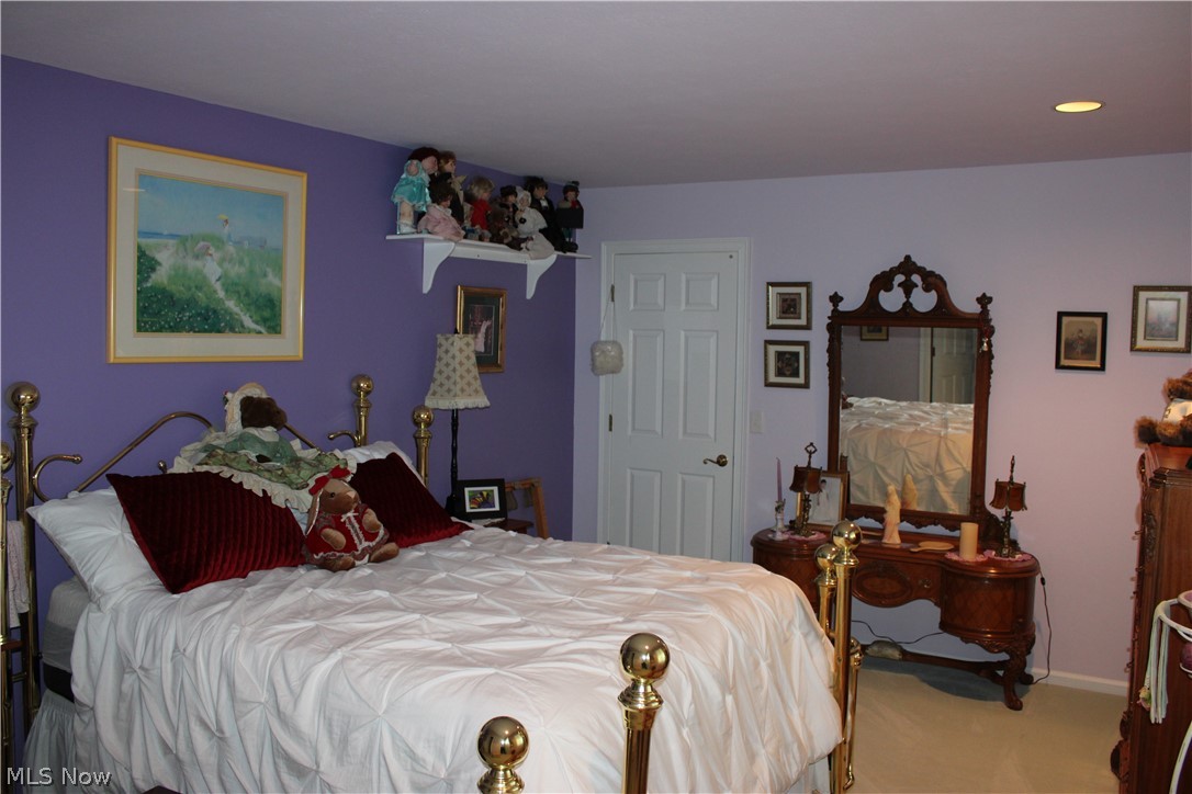 Warner Condo - Residential