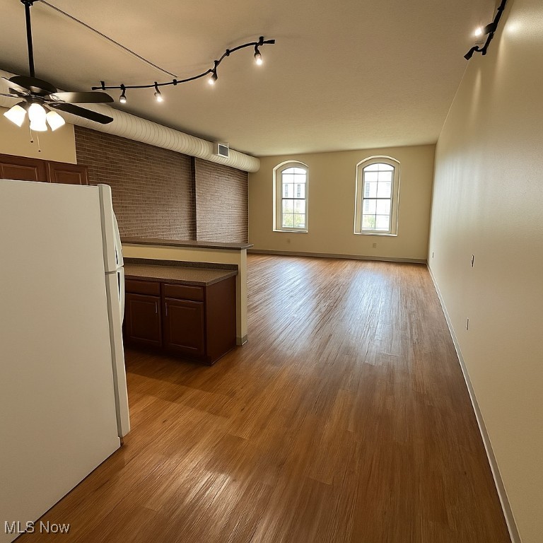 408 W Saint Clair Avenue 318