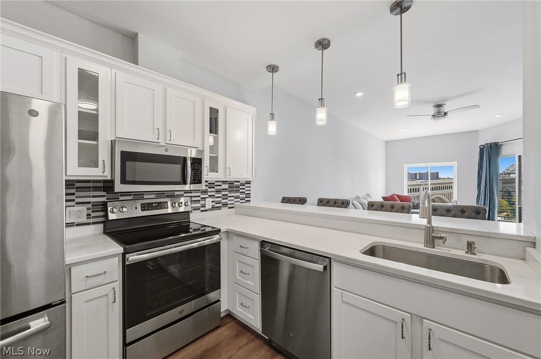 1444 W 10th Street 604