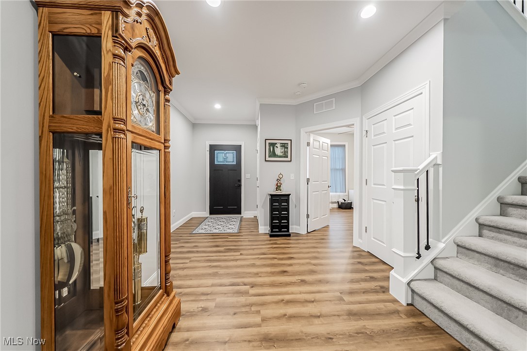 21334 Westwood Drive, Strongsville, Ohio image 2