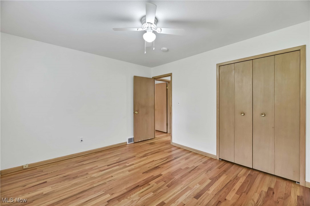 3990 River Lane