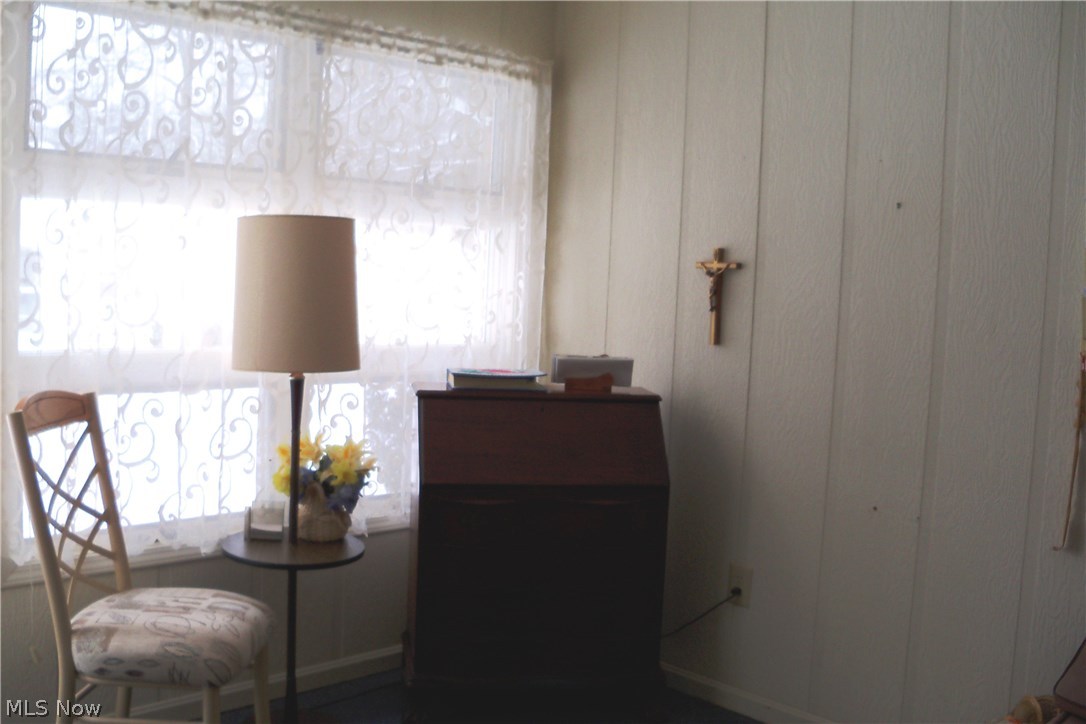 Seven Oaks Condo - Residential