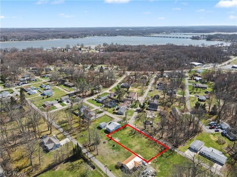 Vacant Land For Sale - 17972 Davis Road<br/> Mahoning County, Lake Milton, OH 44429