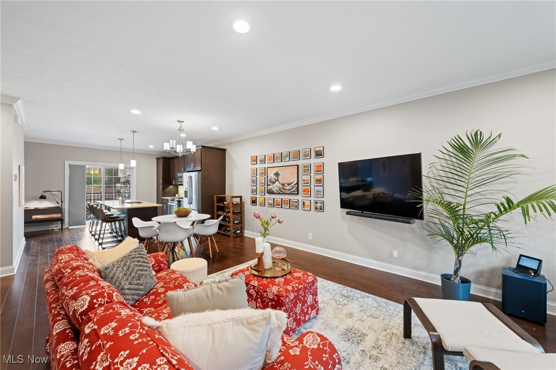 1343 W Clifton Boulevard, Lakewood, Ohio image 11