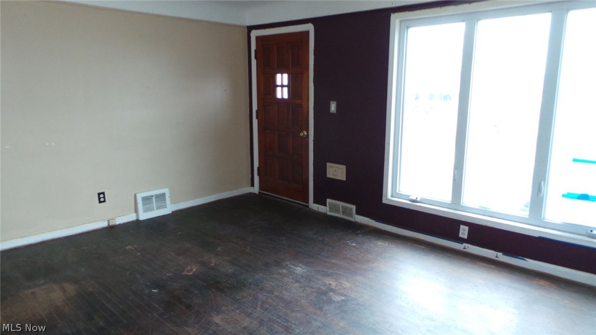 Garfield Pkwy Allot - Residential