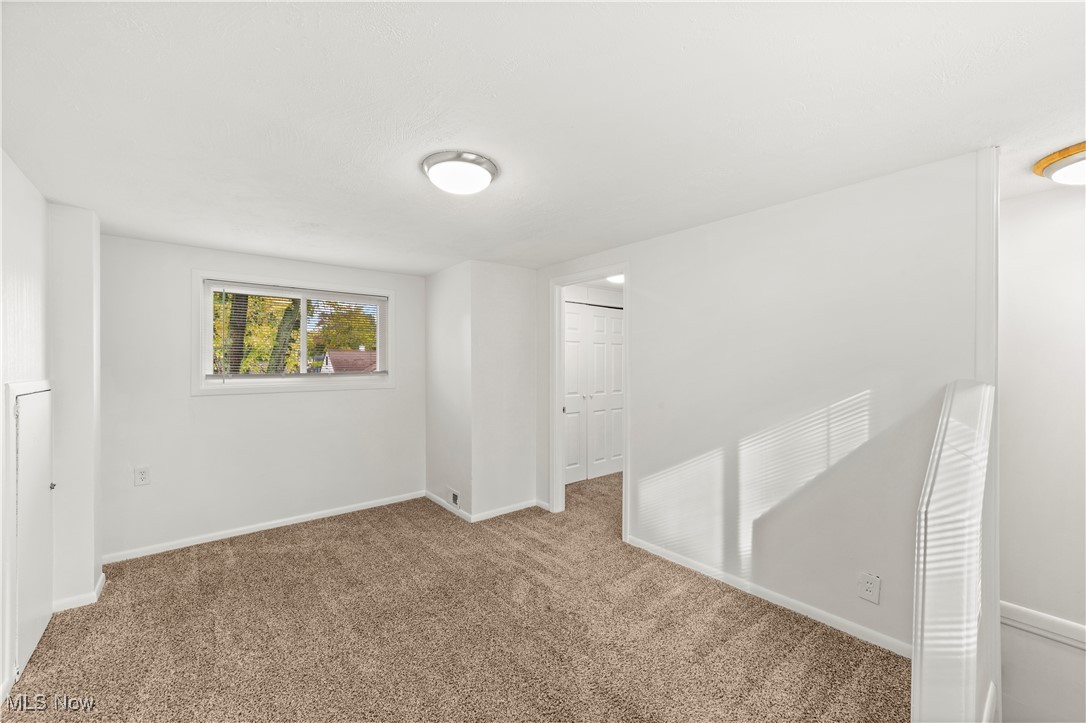 Mentor Headlands Park - Residential