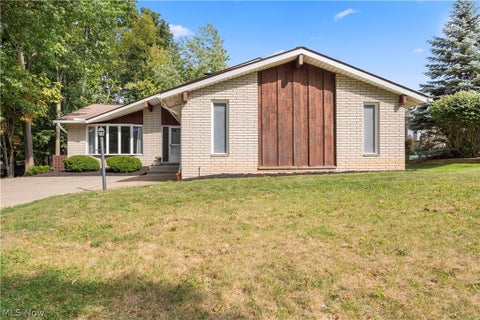 7653 Trenton Trail, Middleburg Heights, OH 44130 - #: 5243807