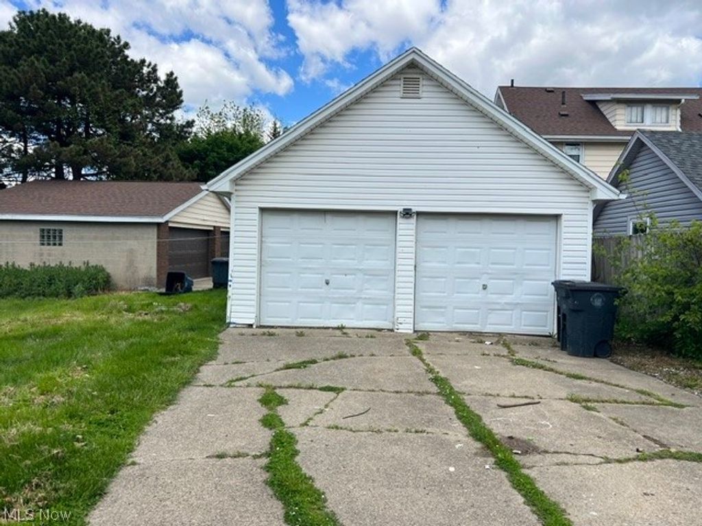 Photo of 481 N Firestone Boulevard, Akron, OH 44301 (MLS # 5211452)