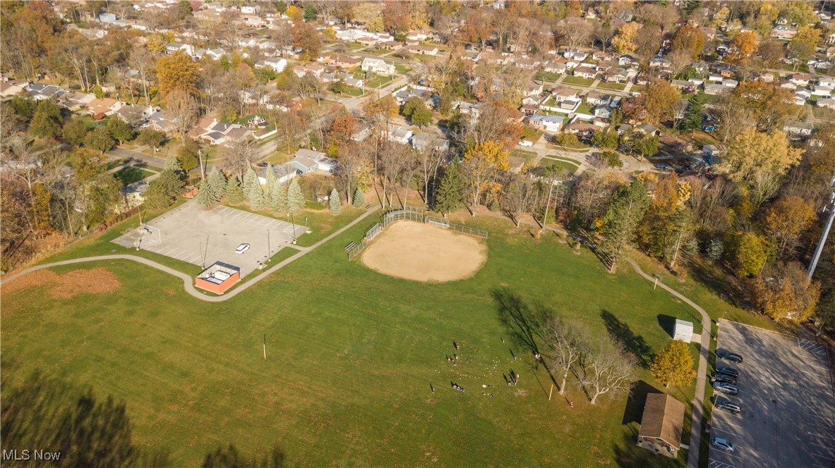 24167 Carla Lane, North Olmsted, Ohio image 36