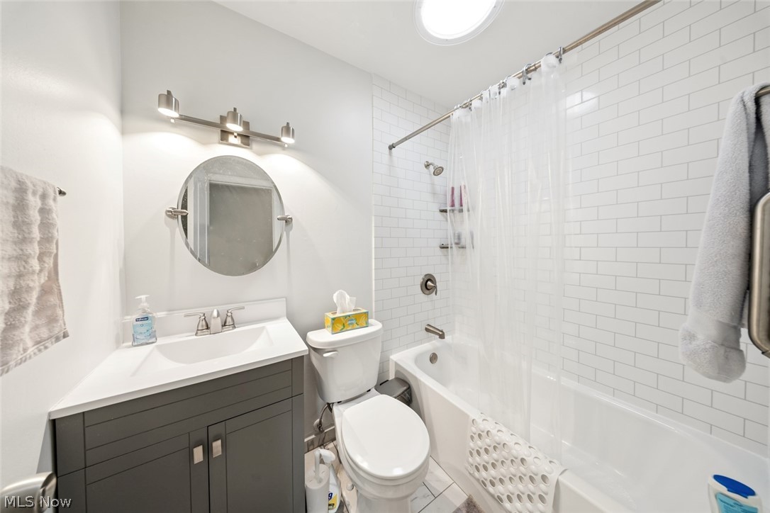 Rose Tree 01 - Residential